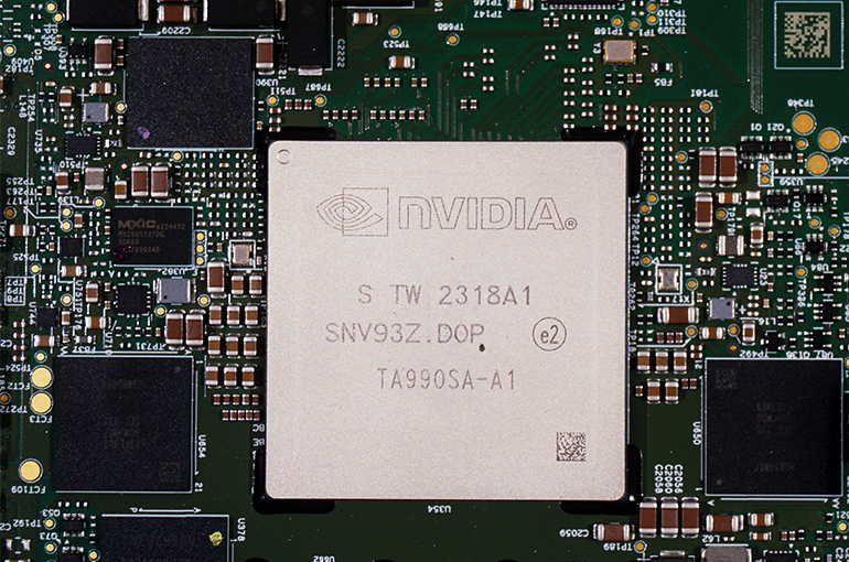 Chinese Firms Target Nvidia’s Market Share in Smart Driving Chips