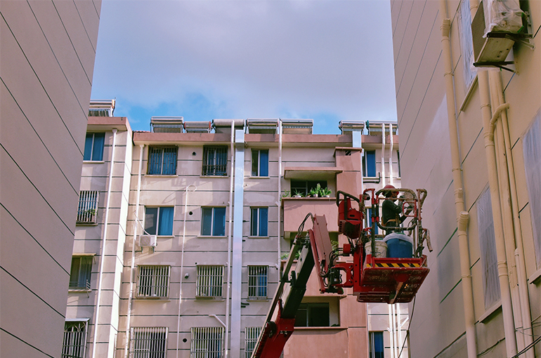 Urban Renewal Projects in Shenzhen Stall Amid Property Market Slump