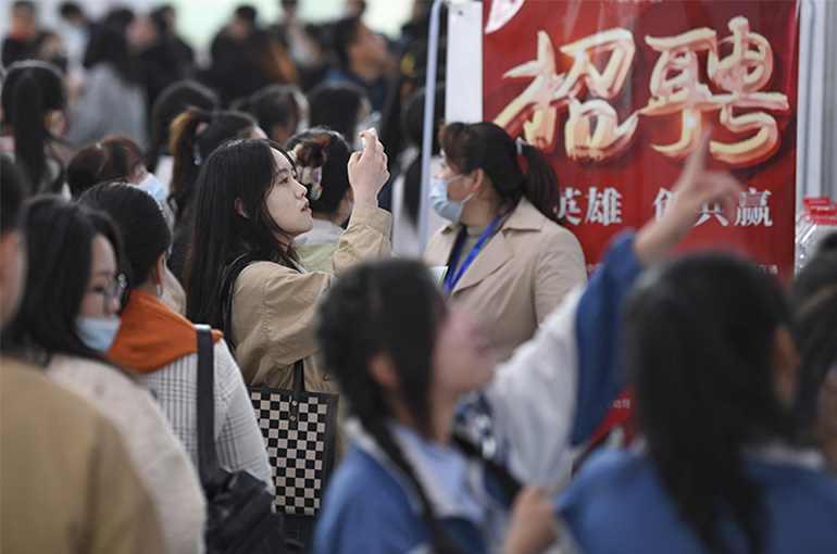 Gov’t Steps In to Boost China's Jobs Market for First Time in Over Two Decades