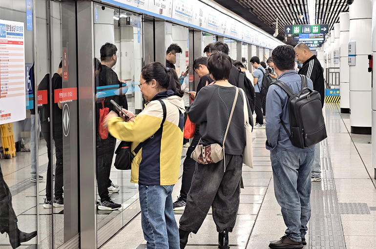 China's 800 Km of New Metro Lines Only Added 1% to Commute Coverage Last Year