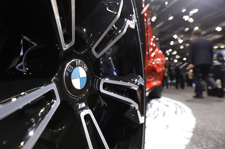 BMW's First Xingdebao 5S Store Goes Bust Amid China’s Cut-Throat Auto Pricing