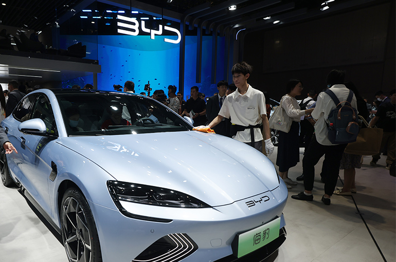 BYD's Revenue Exceeds Tesla's in Third Quarter for First Time, But Its Valuation Remains Far Behind