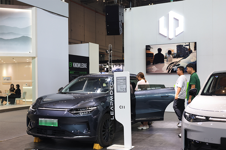 Chinese EV Startup Leapmotor Aims to Double Output Next Year, May Turn Profitable Early, CEO Says