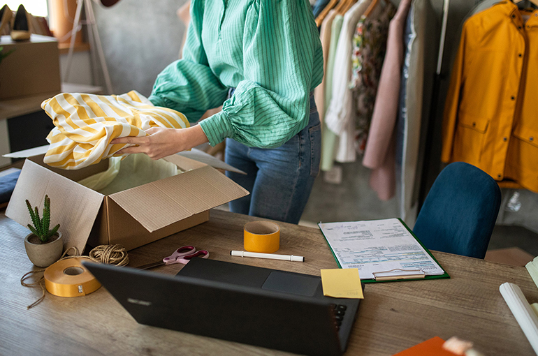 Online Sales of Women’s Clothing in China Come Under Threat as Return Rates Reach 80%