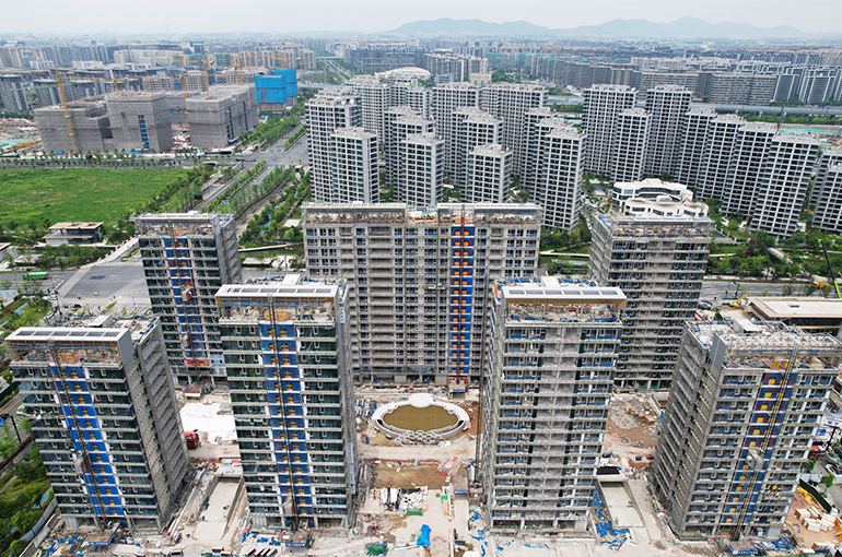 Chinese Private Developers Start Buying Land Again, But They Remain Wary, Insiders Say