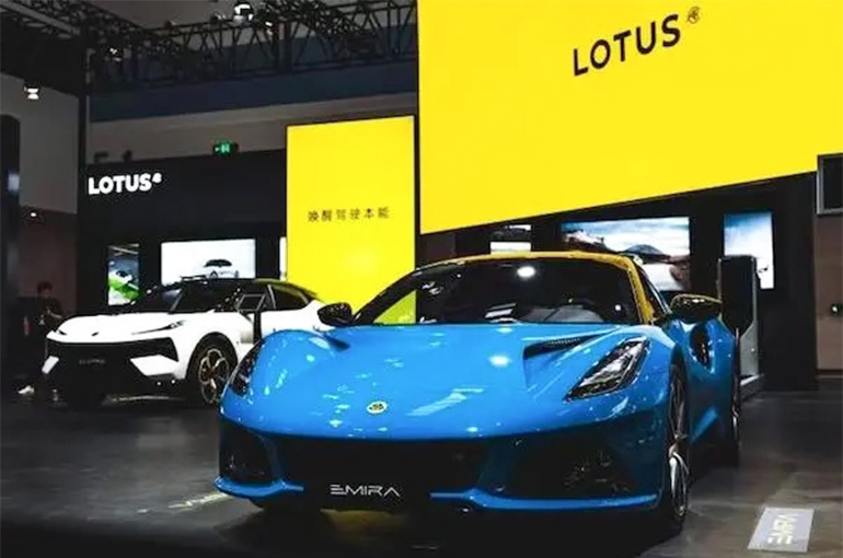 Geely's Lotus EV Unit to Start Making Hybrids, CEO Says