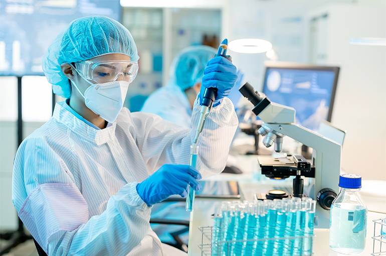 Shanghai's Pudong Faces Shortage of Biomedicine Talent Despite Nearly 130,000 Working in Sector