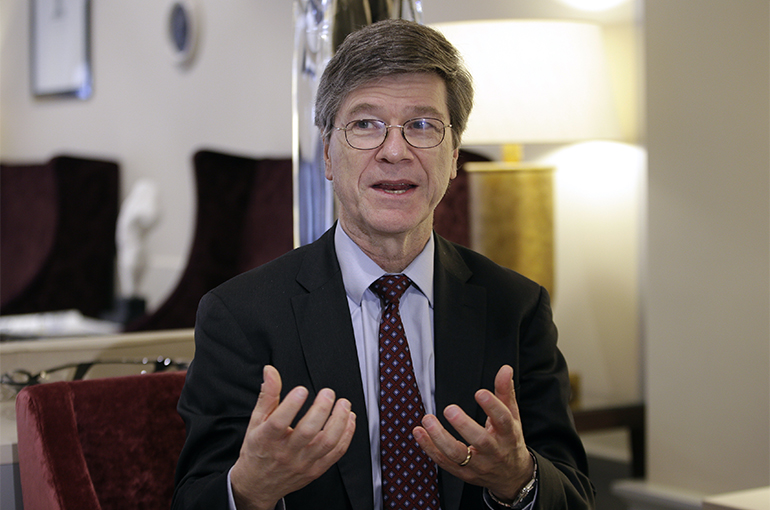 Jeffrey Sachs Says Trump Tariffs Would Harm US, Global Economies