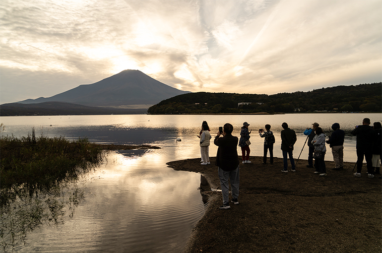 Eased Visa Rules to Swell Chinese Visitor Numbers to Japan, Experts Say