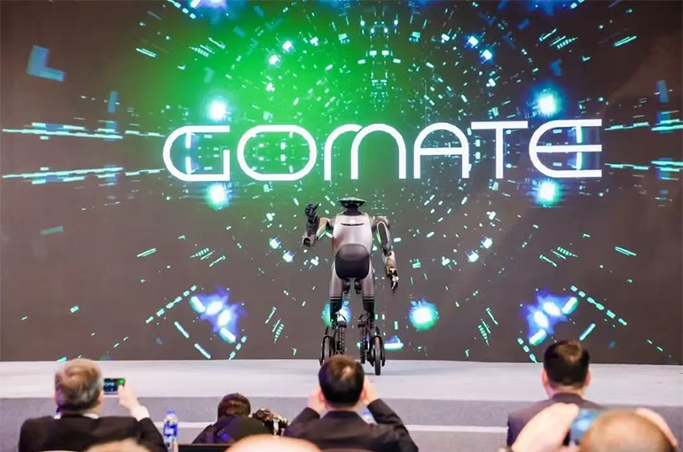 Chinese Auto Giant GAC Launches New Humanoid Robot