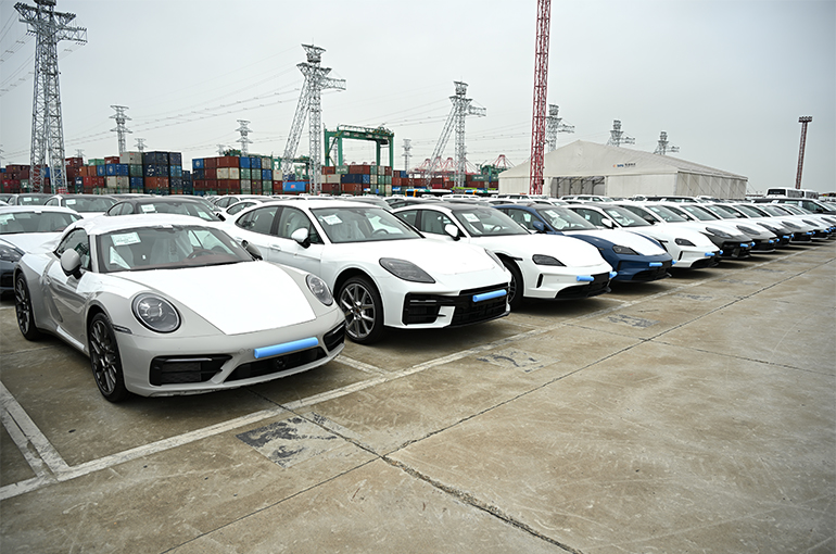 China Should Ensure Balanced Car Imports, Expert Says as Inbound Shipments Fall for Eighth Year