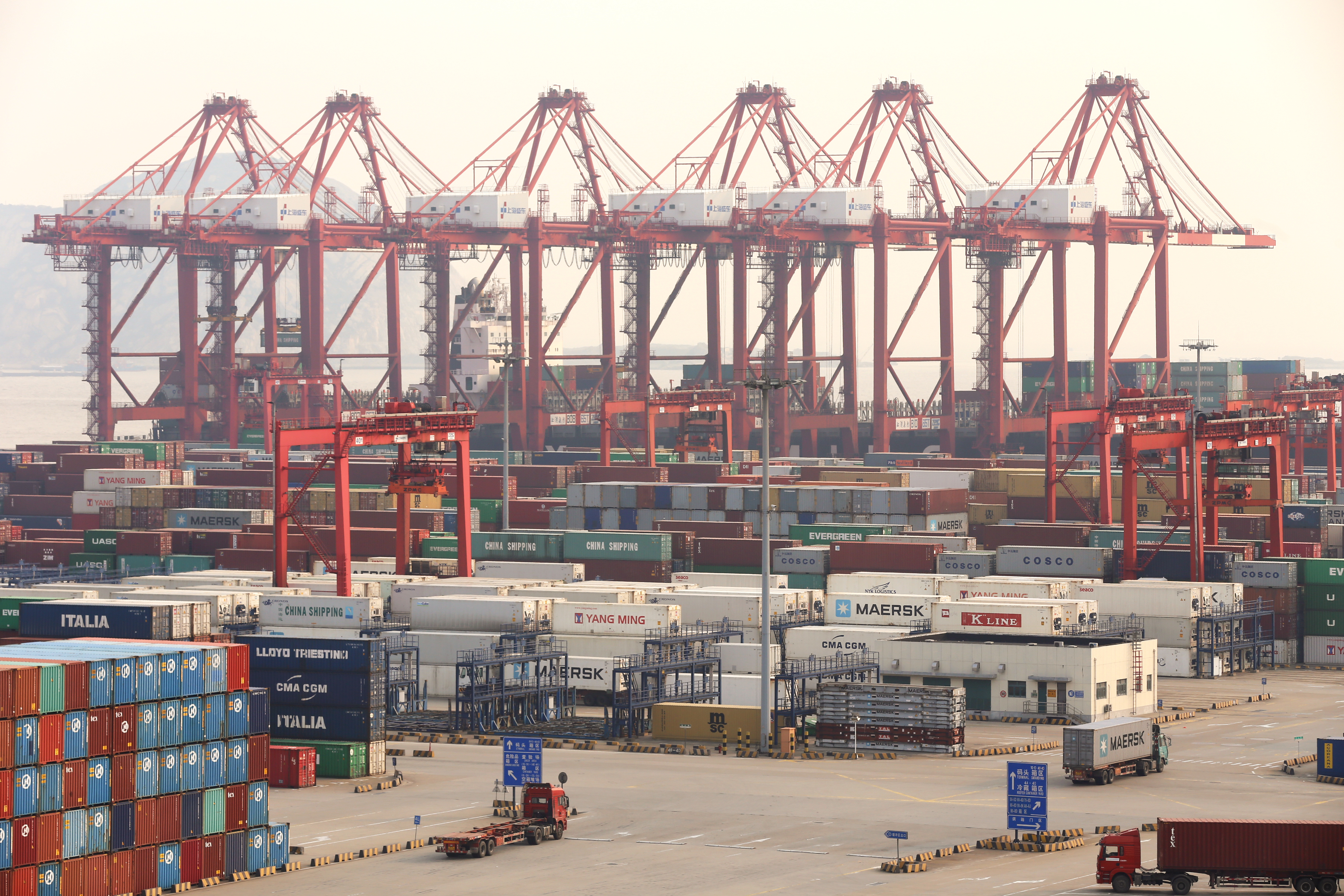 China Adjusts Tariffs for 2025 to Lift Imports of High-Quality Goods