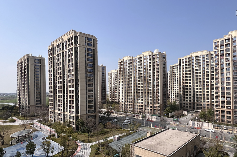 Chinese Builders' Pressure to Deliver Pre-Sold Homes to Ease in 2025, Insider Says