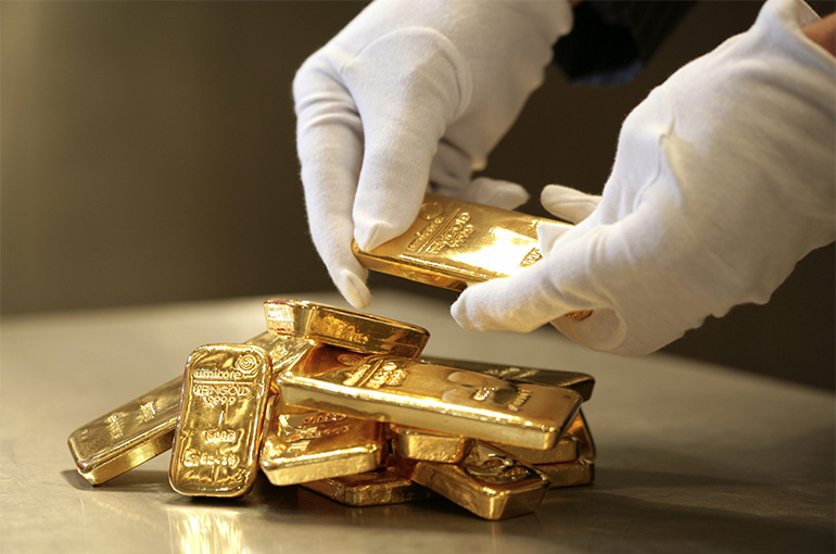 China Launches Pilot Scheme for PICC, Nine Other Insurers to Invest in Gold