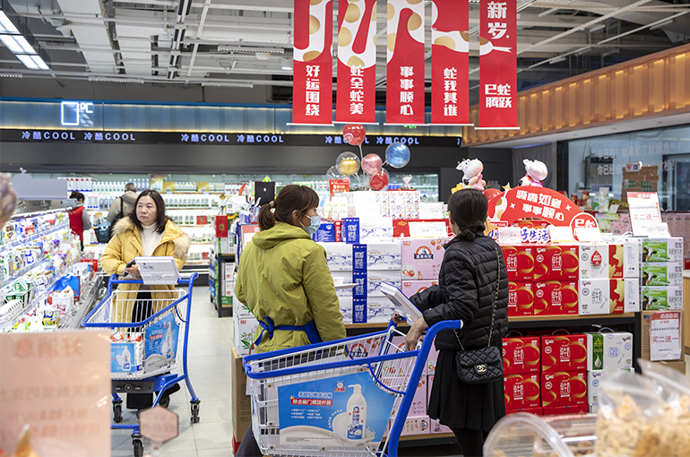 Chinese Dairy Gift Box Sellers Report Holiday Sales Recovery