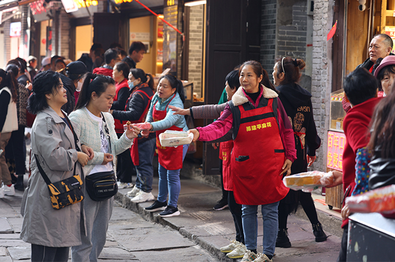 China's Services Activity Rises in February From Four-Month Low, Caixin PMI Shows