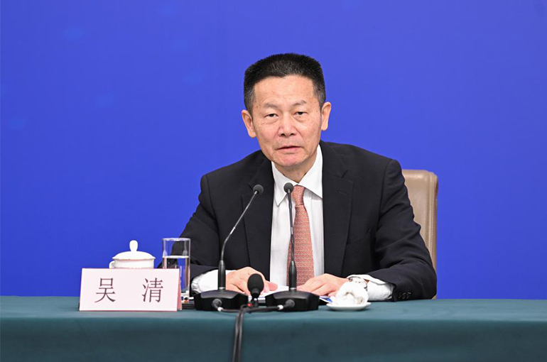 China Plans New Reforms to Draw Mid-Long Term Funds Into Stock Market, CSRC Chairman Says