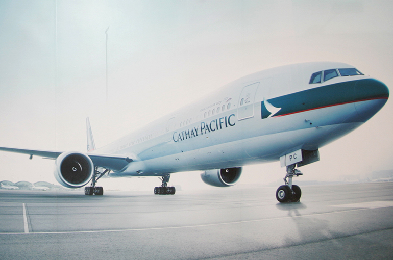 Hong Kong’s Cathay Pacific Steps Up Hiring in Chinese Mainland to Support Investment Plans