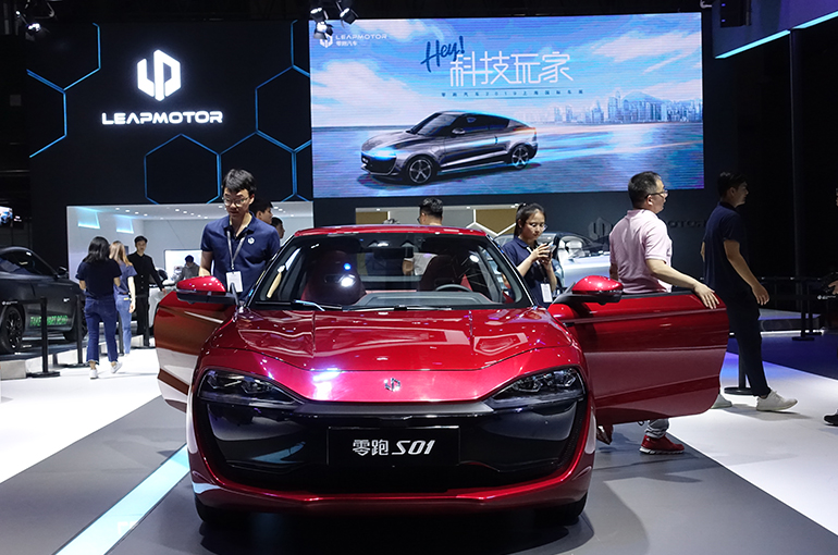 Leapmotor Soars After Chinese EV Maker Narrows Annual Loss by 33%
