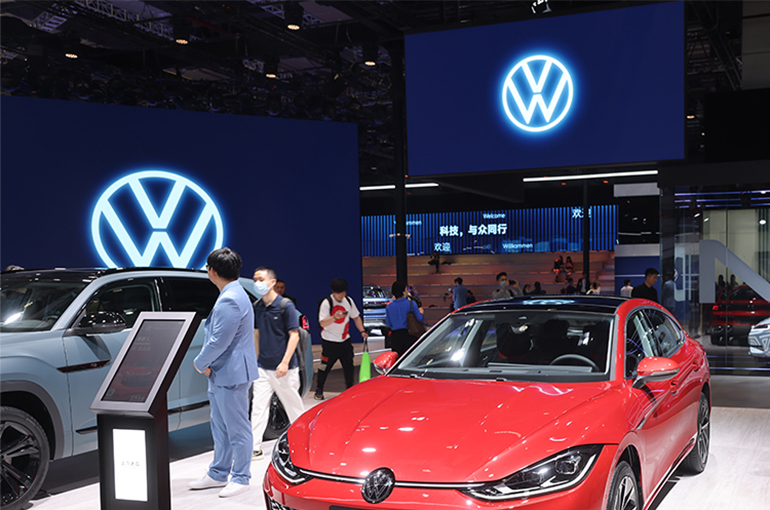 Volkswagen Expects Further China Market Share Loss in 2025