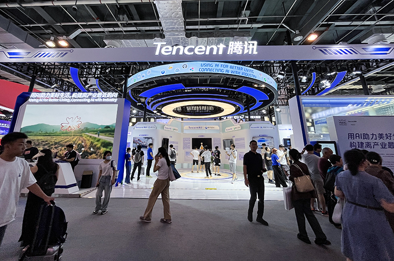 Tencent Drops Despite Harnessing AI to Drive 68% Surge in Annual Profit