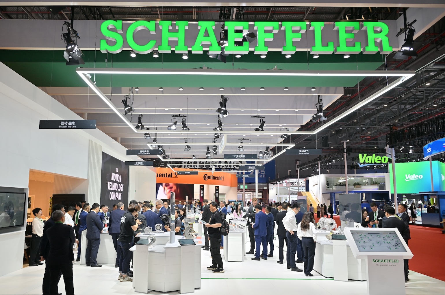 China Will Be Center of Next Smart Connected Vehicles Wave, Schaeffler's Powertrain & Chassis CEO Says