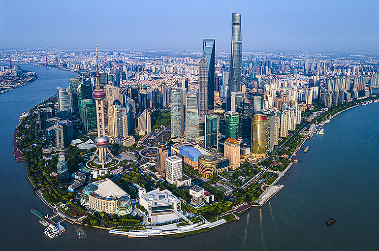 "Green-collar" Workers on The Rise Amid China's Green Development Quest