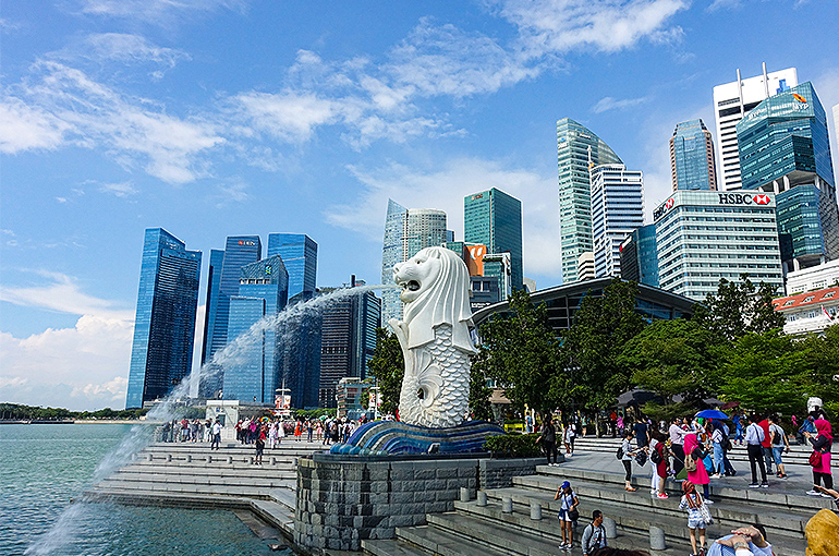 Singapore to Beef Up China Trade Ties Amid US Tariff Hikes, Business Chamber's Ex-Head Says