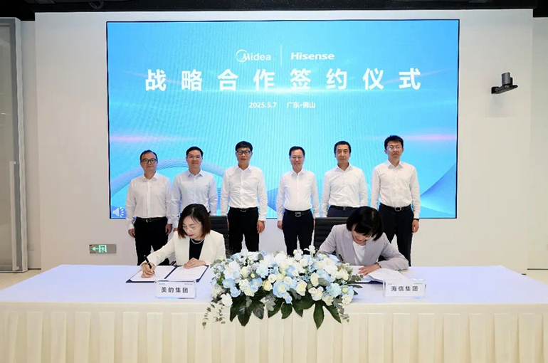 Chinese Appliance Titans Midea, Hisense Ally on AI, Smart Manufacturing and Logistics