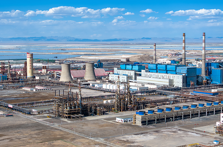 China’s Qinghai Salt Lake to Gain Control of Australian Potash Miner Highfield for USD300 Million