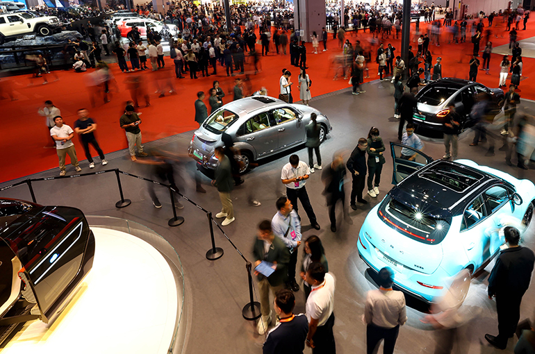 China's Auto Production, Sales Exceed 10 Million Units in First Four Months