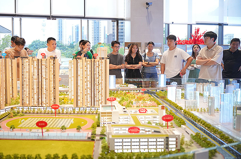 China Is Not Ready to Scrap Home Pre-Sales, State Media Says