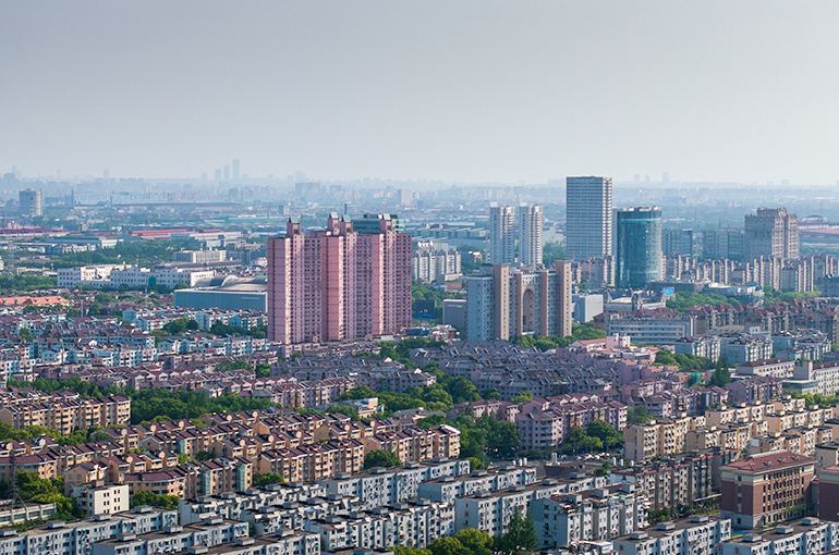 Cash-Rich Tech Firms, SOEs Eye Commercial Property Bargains in China’s Big Cities