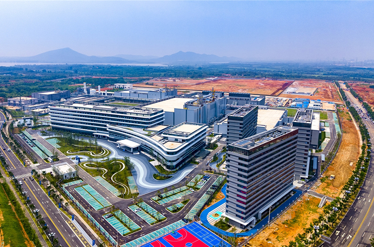 China's Largest SiC Wafer Factory Comes on Stream in Wuhan