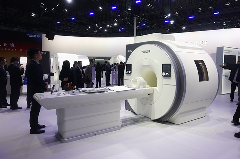 Chinese Medical Device Exports Won't Slow If EU Blocks China's Access to Public Tenders, Expert Says