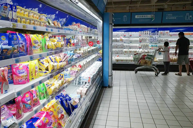 New Hope Dairy Forays Into China’s Booming Drinks Market as Milk Sales Slump