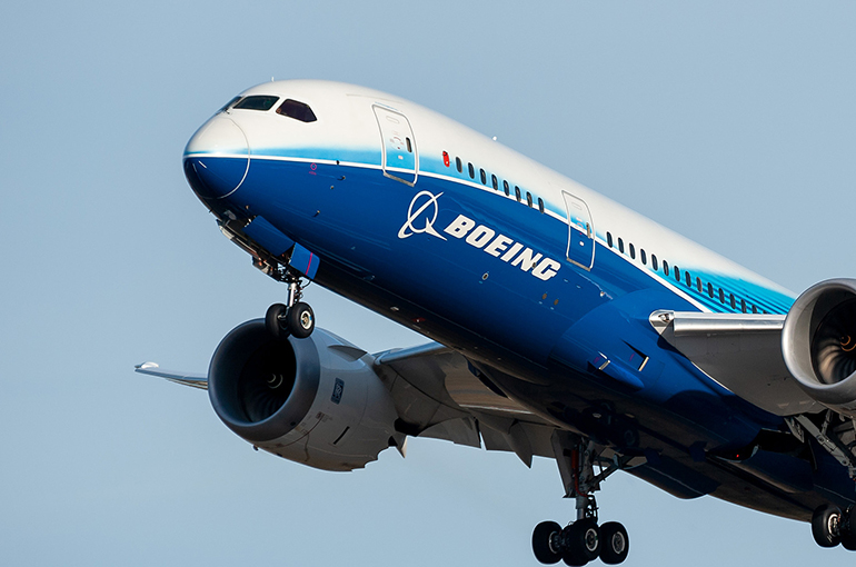 Juneyao Is First Chinese Airline to Take Delivery of Boeing Dreamliner Since Tariff Spat