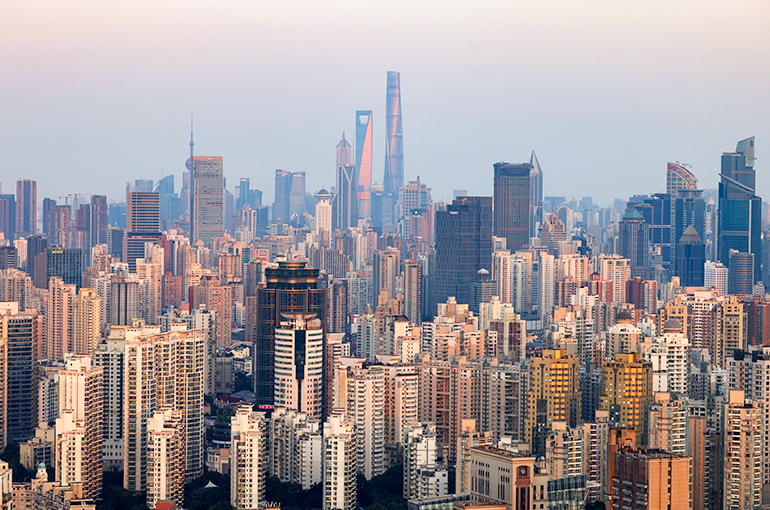 Shanghai's Luxury Home and Land Markets Surge in First Half, Think Tank Reports