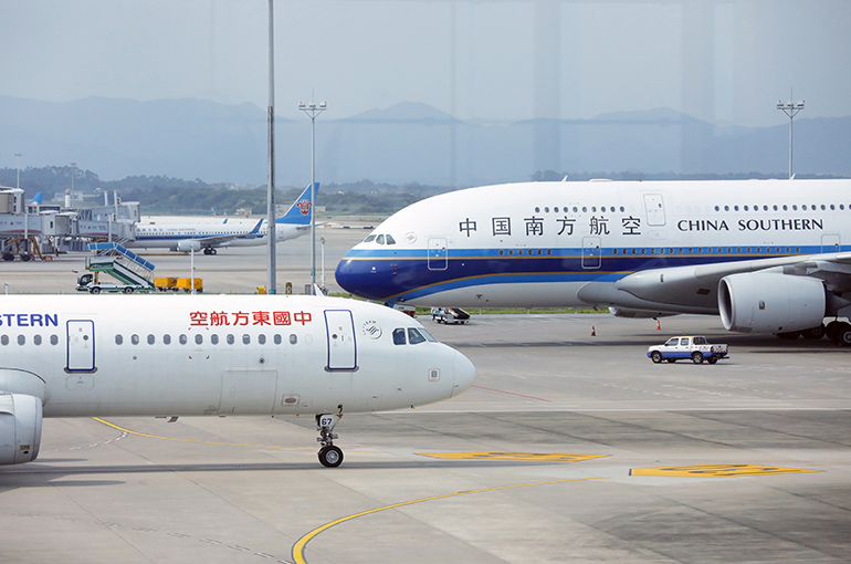 China's Big Three State Airlines Lose More Money in First Half as Private Carriers Log Gains