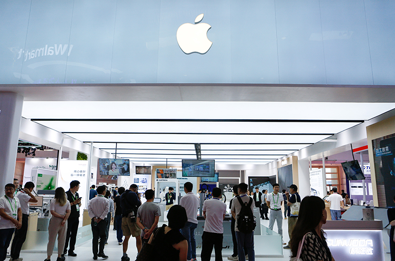 Apple Shows Off Its Chinese Suppliers' Smart Factory Tech at Beijing Expo