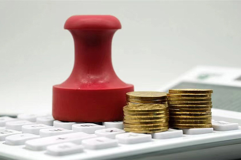 China’s Local Gov’t Debt Faces Test Over Next Five Years, Economist Says