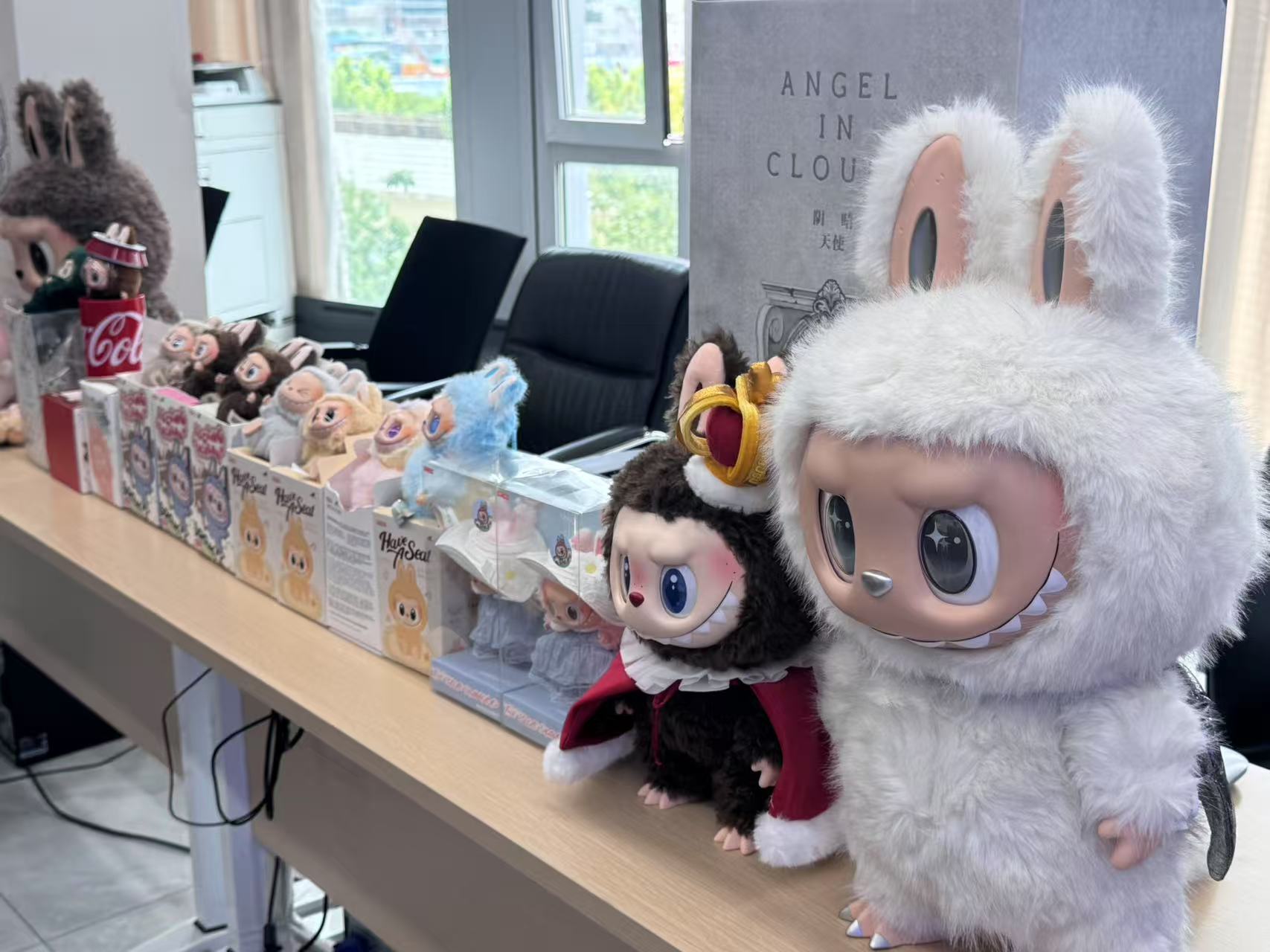 Shanghai Police Bust Lababu Counterfeiters’ Ring, Seize Over USD1.7 Million of Fake Pop Mart Toys
