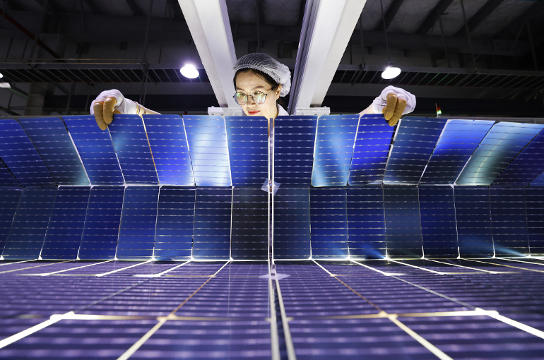 China’s Solar Panel Exports Fall 3% in June, Report Shows