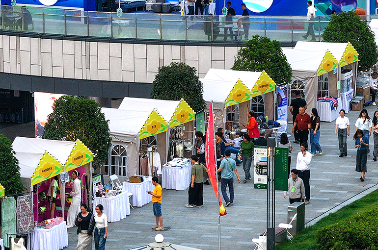 Most Chinese Provinces Log Income, Expenditure Increases as Funding Gap Persists