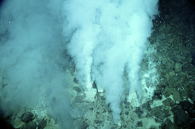 Chinese Scientists' Deep-Sea Hydrogen Discovery Could Unlock Clues to Life’s Origins