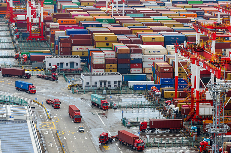 Chinese Exporters Welcome 90-Day Delay in US Tariff Hikes