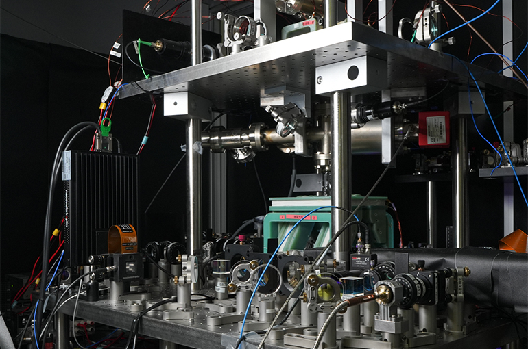 Chinese Scientists Use AI to Build World's Largest Atom Array for Quantum Computing
