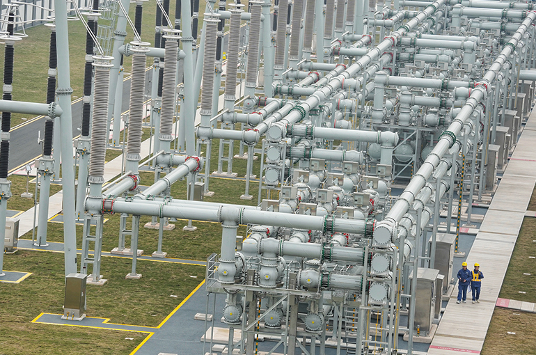 Xinjiang, Inner Mongolia, Xizang to Meet China's New Energy Demand Over Next Decade, Expert Says