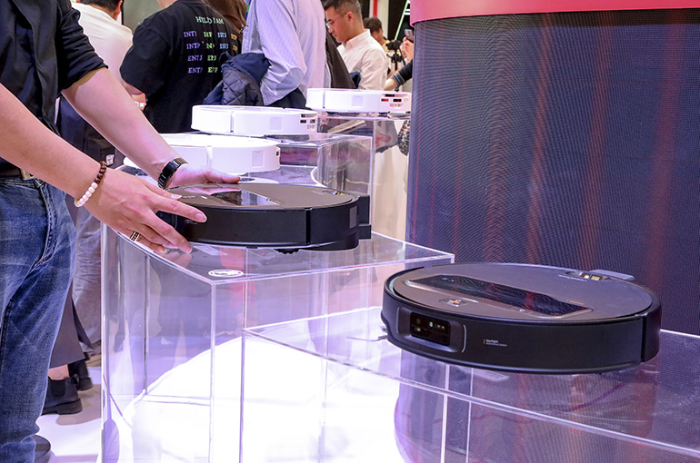 China’s Cleaning Robot Makers Make Clean Sweep of Global Top Four Firms, Expand Overseas Reach