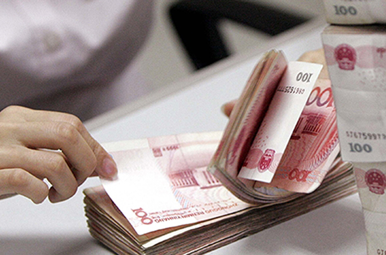 Hybrid Wealth Products Gain Traction in China as Stocks Rally, Deposit Rates Stay Low
